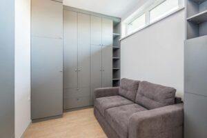 Jak zorganizować przestrzeń w małym mieszkaniu, by zwiększyć komfort życia